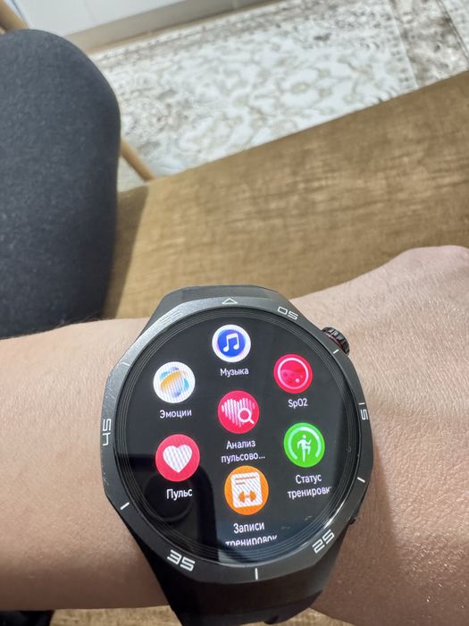 Часы huawei gt 5 PRO