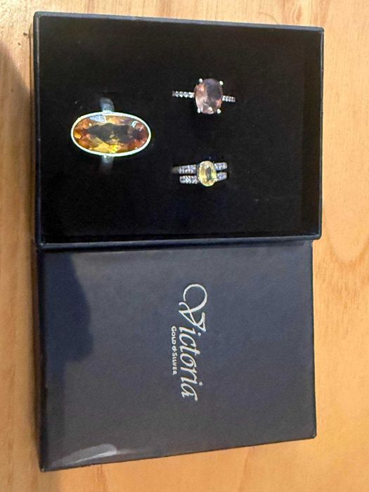 Пръстени - 3 броя + кутия