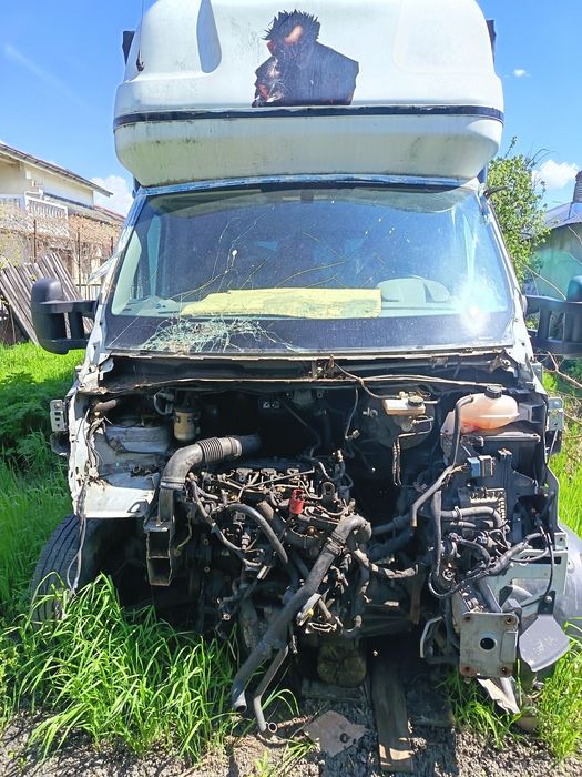 Renault mastar  motor 2.3