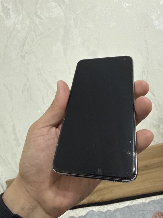 Samsung s10e 6/128GB