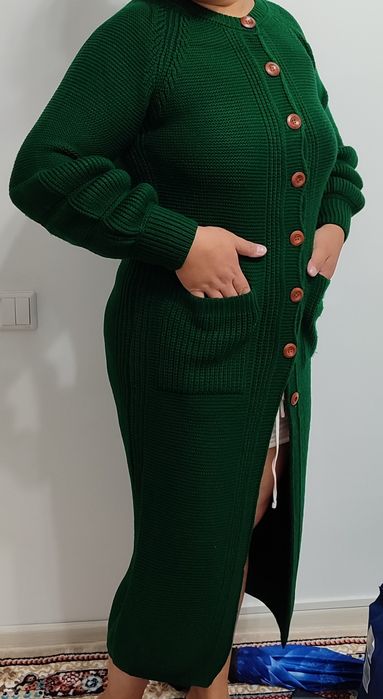 Вязанный женский джемпер