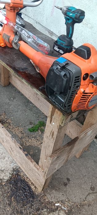 Vand sau schimb cu drujba