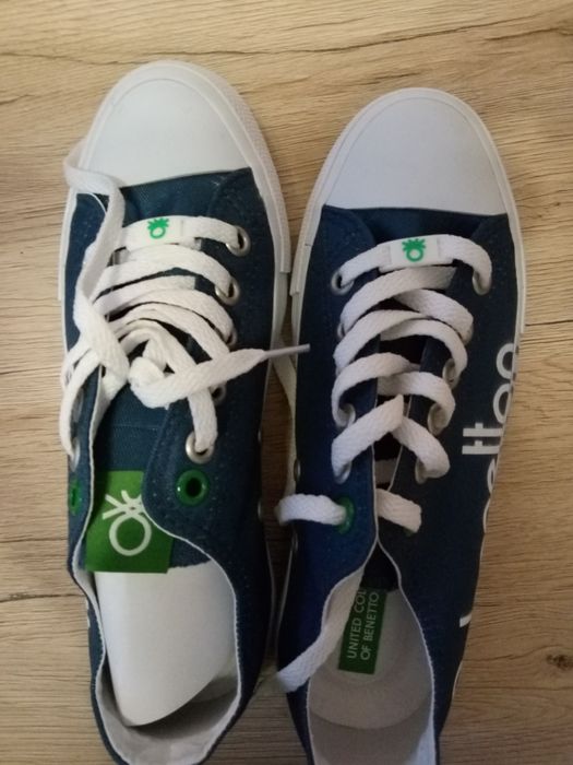 Дамски обувки чисто нови