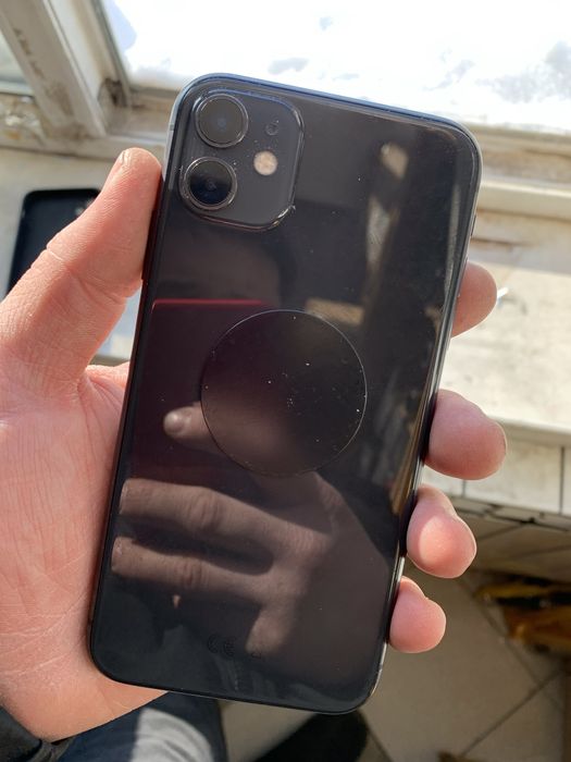 Айфон 11 64гб акум 78процент