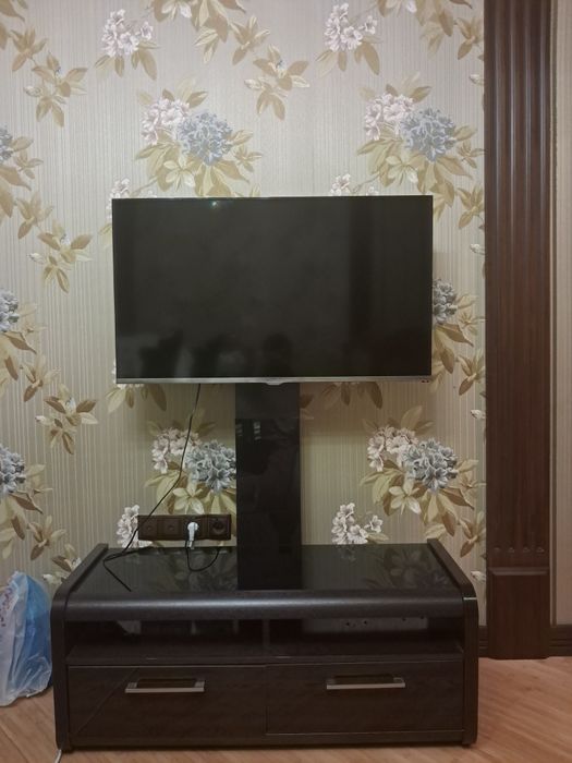 Samsung UE40J5100 40" Full HD, идеальное состояние