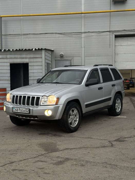 Jeep Grand Cherokee 2005 год