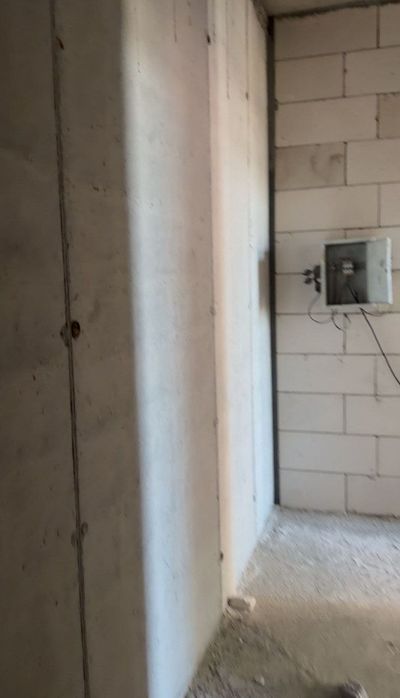 Продается новостройка в Яшнабадском районе  1/8/16 41 КВ.м