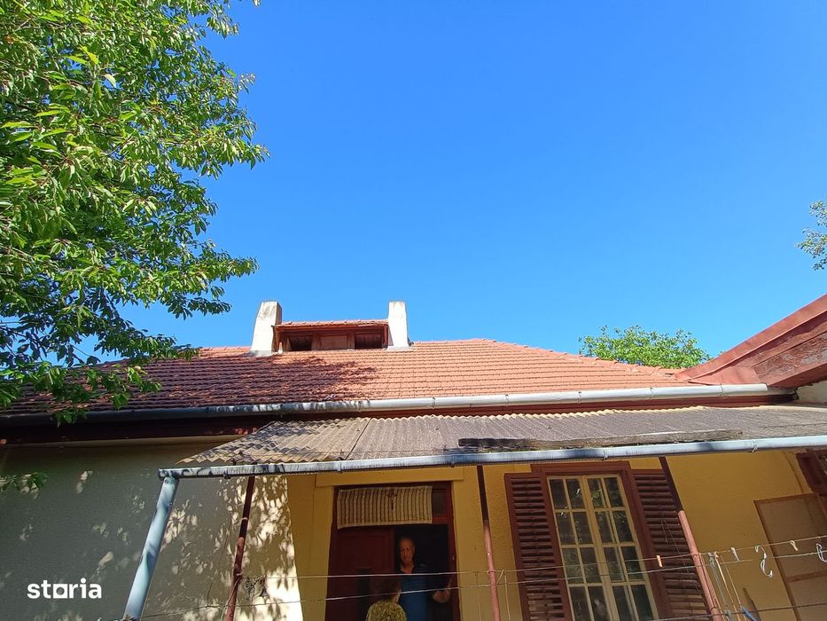 Vila din Gradina Racoți / Conac 5 camere / 6000m2