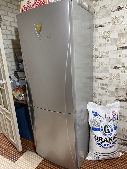 Холодильник Daewoo