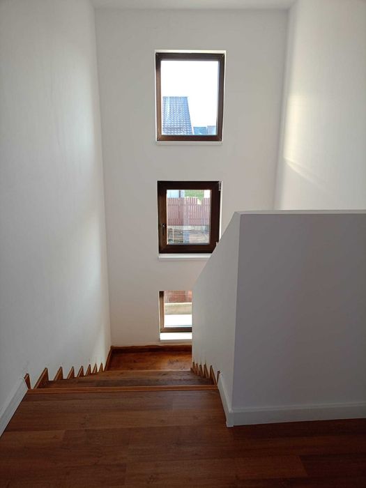 Buftea Crevedia,vila superba,pozitie excelenta,199.000euro