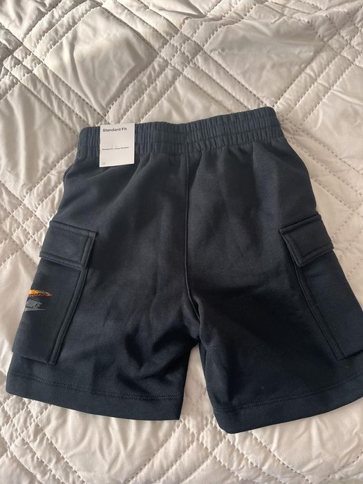 Къси панталони Nike S