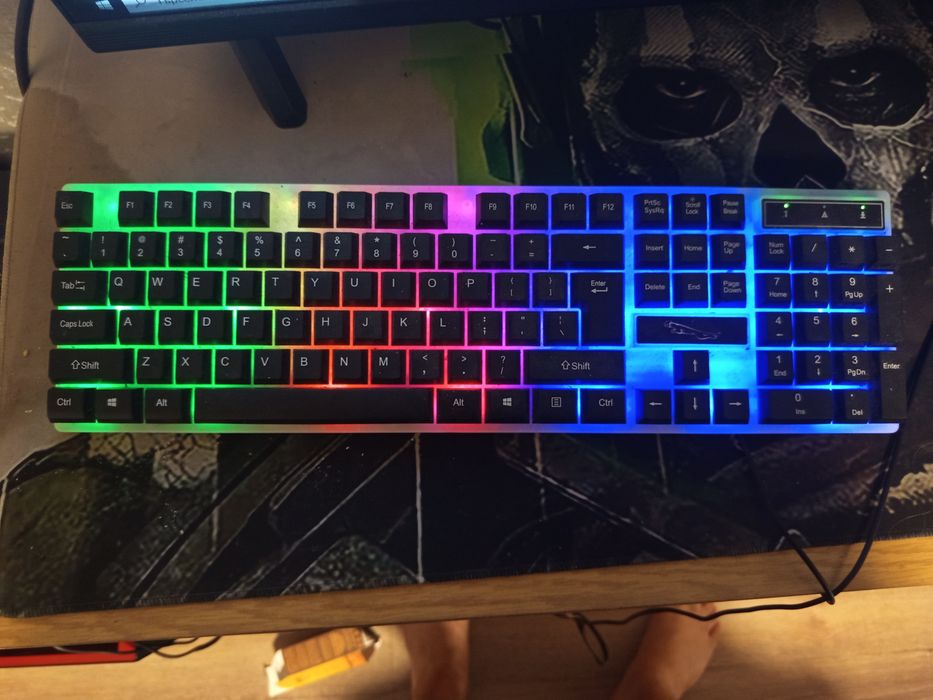 Геймърски компютър – RX 6600 8GB + Ryzen 5 1400 + 24 GB RAM + SSD