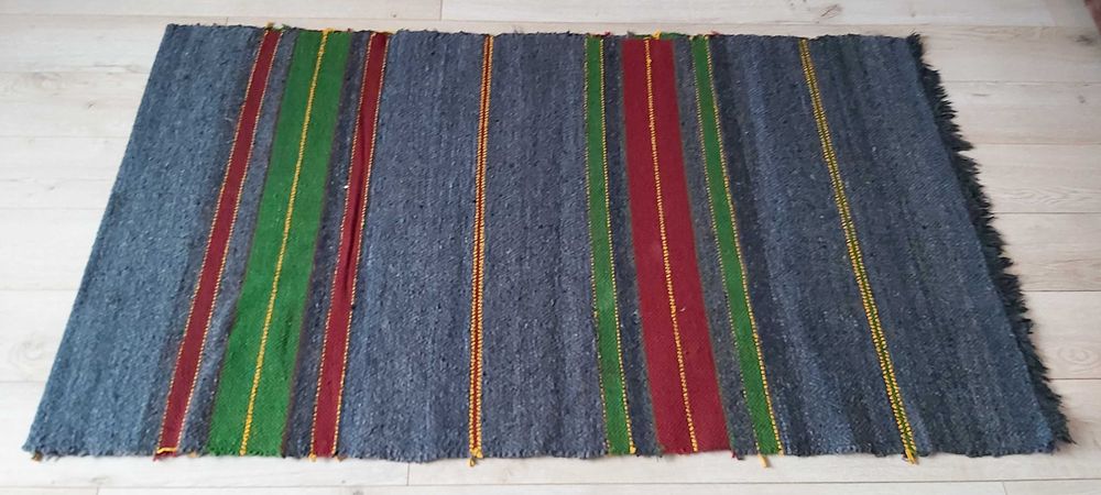 НОВИ Ръчно тъкани черги на повече от 50 г