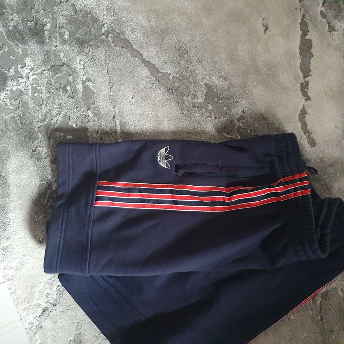 Pantaloni  scurti adidas