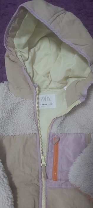 Куртка на весну на 3-4года