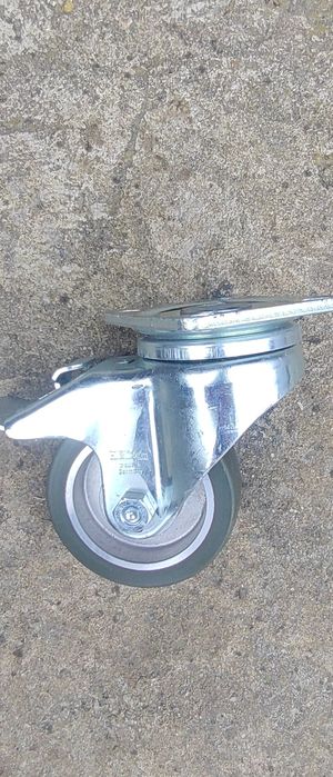 Roti pivotante  cu suport de montare  si frana