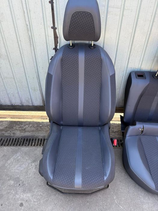 Interior Complet Peugeot 2008 P24 An 2024 Model 2019 -> prezent / Scaune Fata / Bancheta / Cotiera / Fata Usa / De Europa