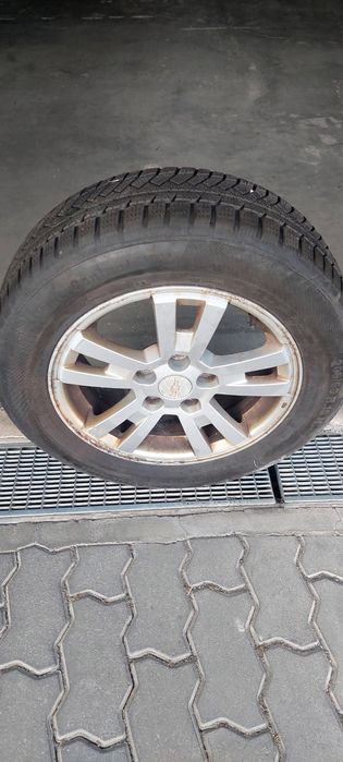 Vând jante și cauciucuri