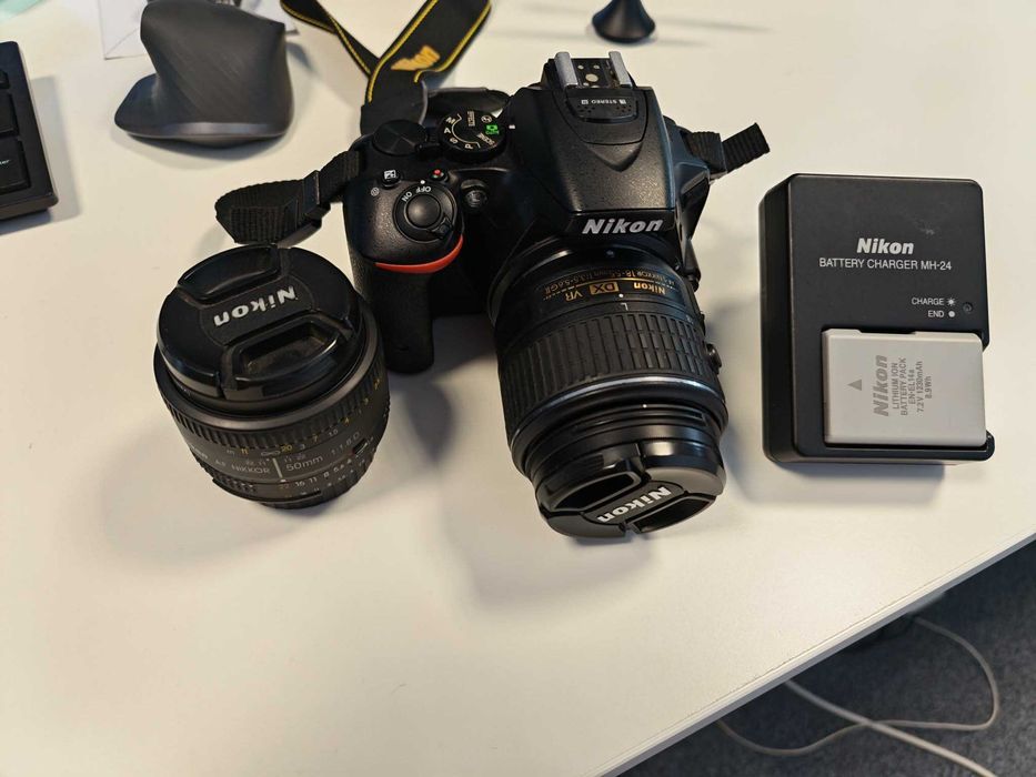Aparat foto DSLR Nikon D5500