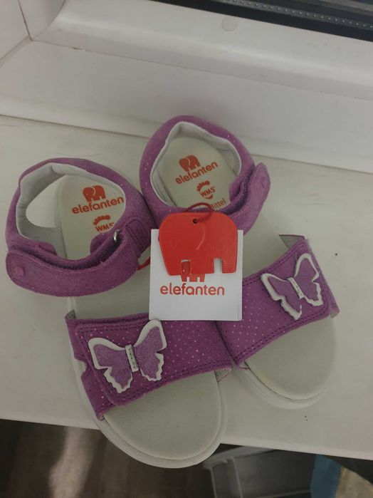 Сандали на девочку