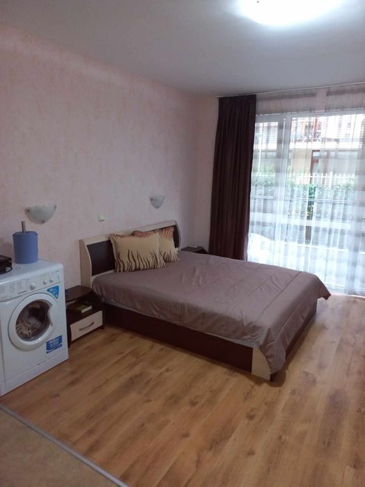 Дава се под наем Едностаен апартамент в Свети Влас - 30 кв.м за 398.82 € - Снимка #1