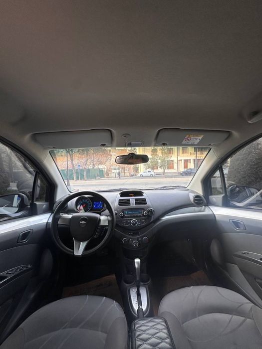 Spark 4 позиция в рассрочку