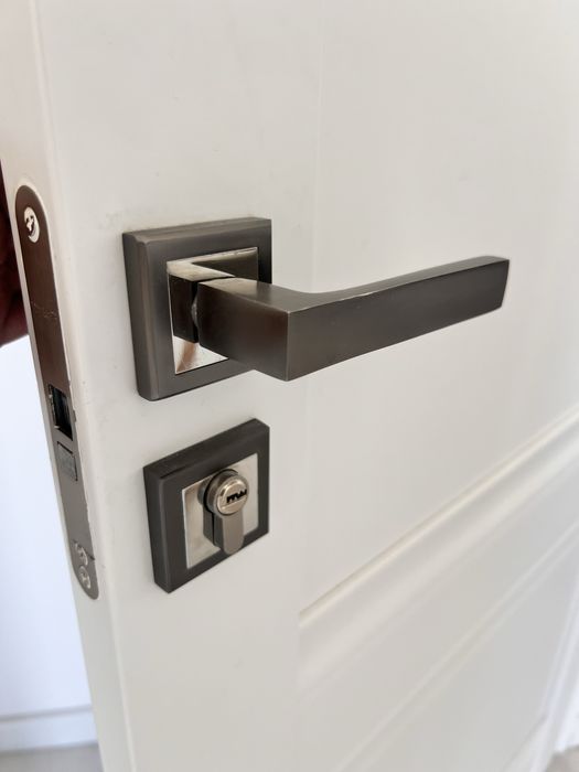 Двери для квартиры