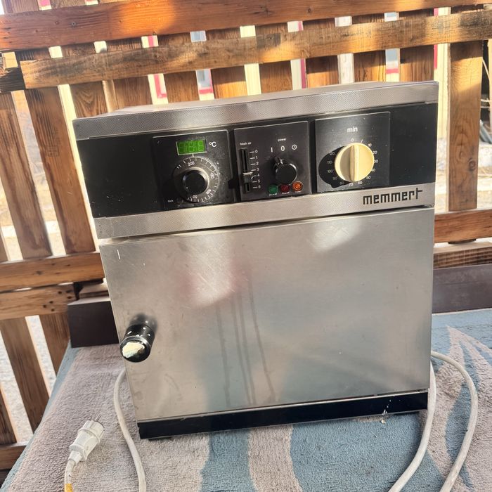 Продам сушильный шкаф