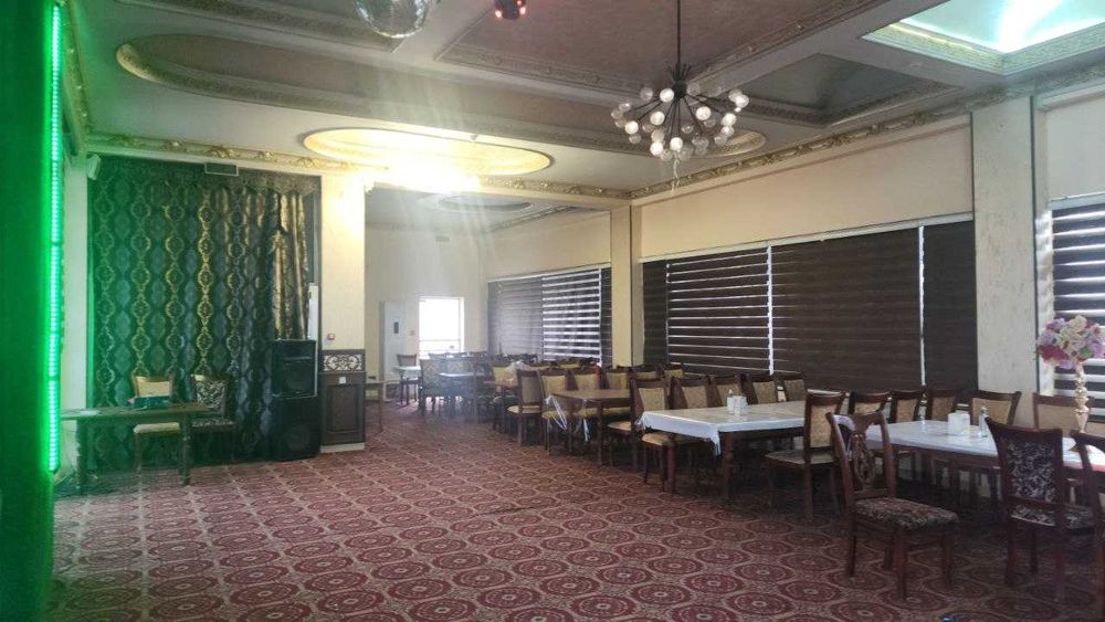 В Ахангаране Продаётся Здание Ресторана 3000м² 1 Линия Ор Мананият бог