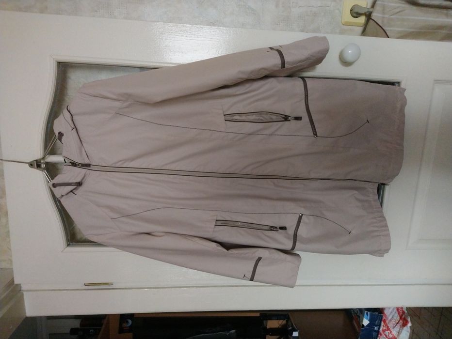 Продам плащ женский. Платье нарядное