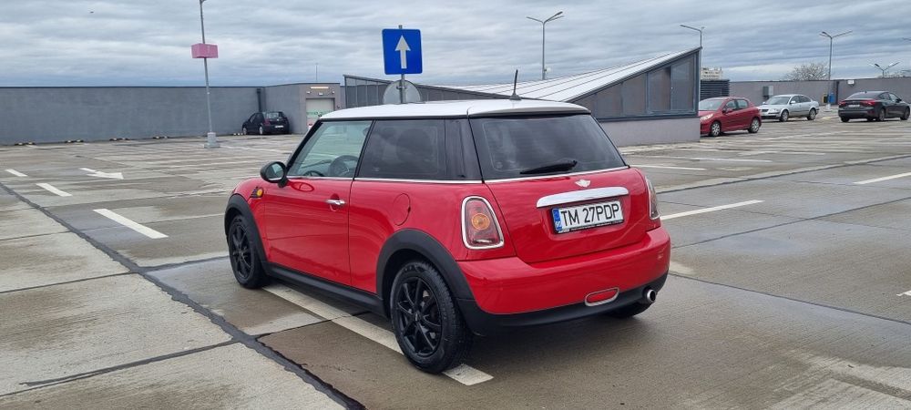 Mini Cooper Facelift motor 1.6 Diesel, trapa, Panoramic, scaune încălz