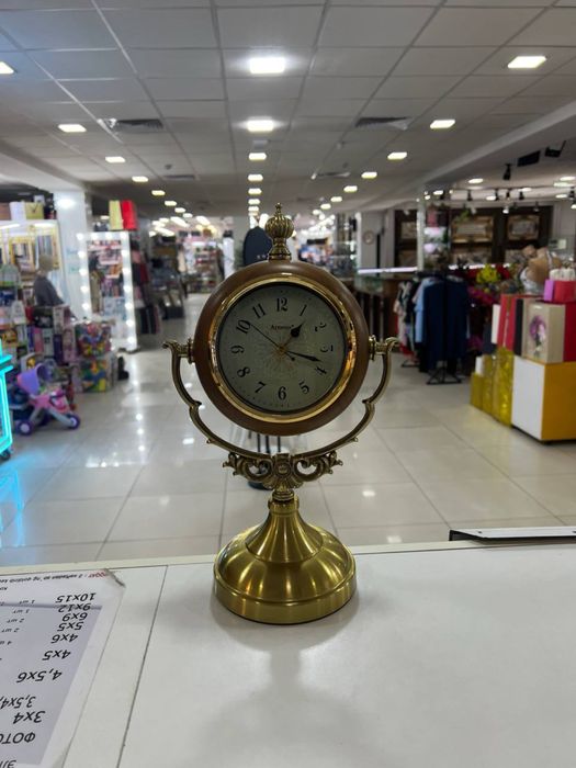 Xitoyda ishlab chiqarilgan premium sifatdagi soat