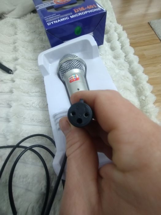 Microfon dinamic