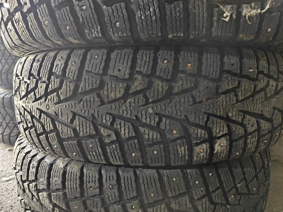Комплект покрышек 235/75-16