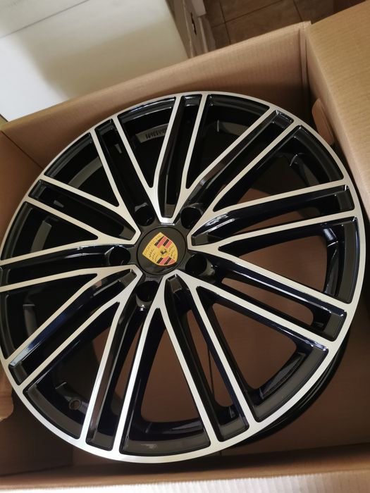 Vand jante de aliaj pentru Porsche Cayenne pe 20 ín2 latimi marca Avus