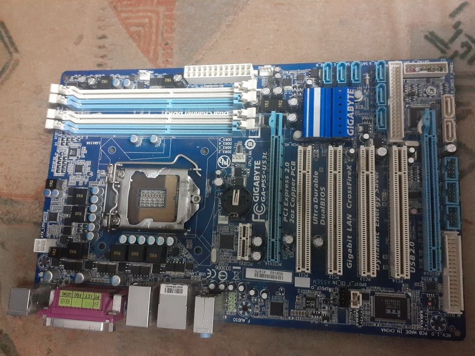 Материнская плата 1156