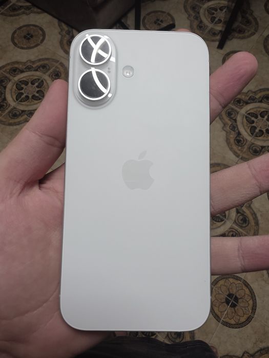 iPhone 16 128GB Neverlocked Impecabil in garantie