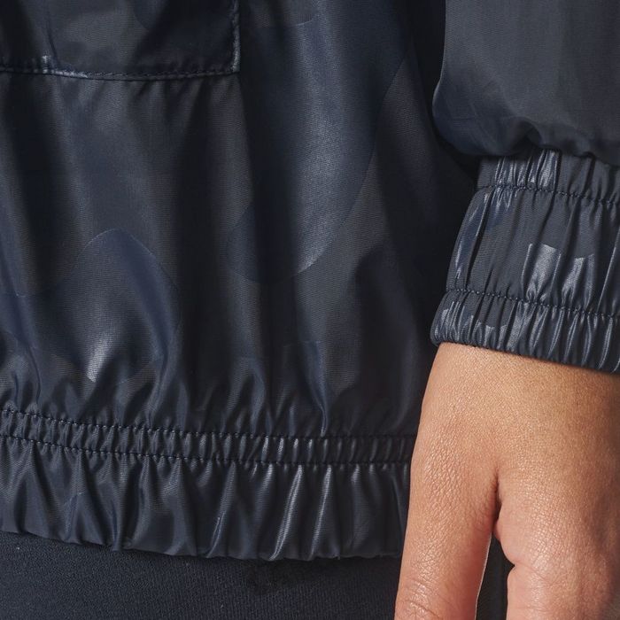 Adidas original дамско яке / ветренка / ветровка