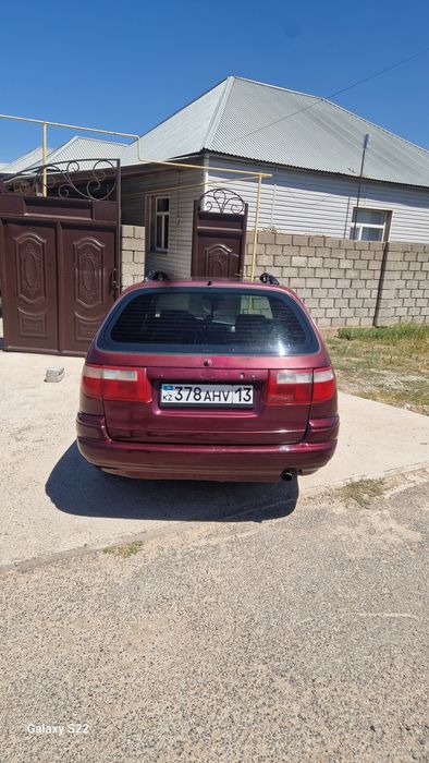 Toyota carina E сатылады