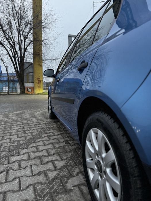 Golf 5  1.9 TDI 105 Cai