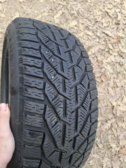 Зимни гуми KURMORAN  225 45 17