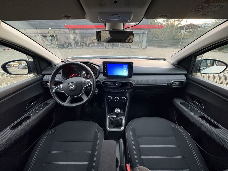 Dacia JOGGER  1.0 TCE 110CP , 80000KM usor avariat primul proprietar