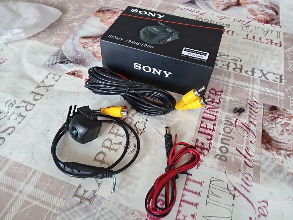 продам камеру Sony заднего вида для авто