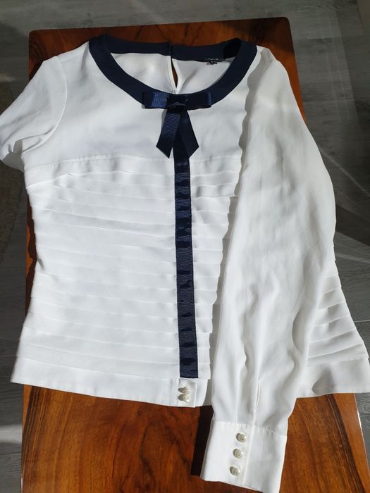 Женская нарядная кофточка