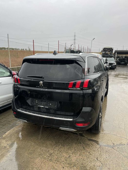Пежо 5008 1,6HDI 2017