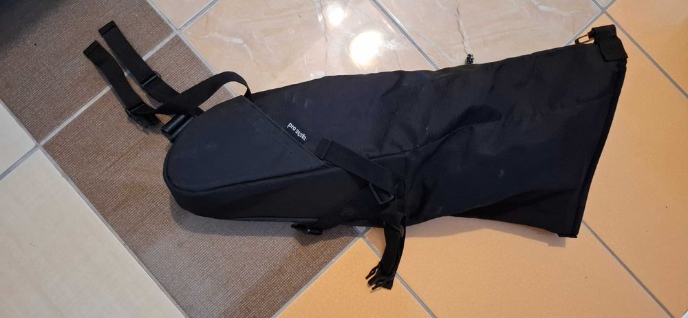 Geanta ciclism pt. ghidon Riverside 6L si pt. tija sa ProCycle 8L