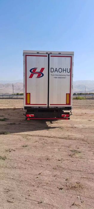 Yuk moshina shalanda