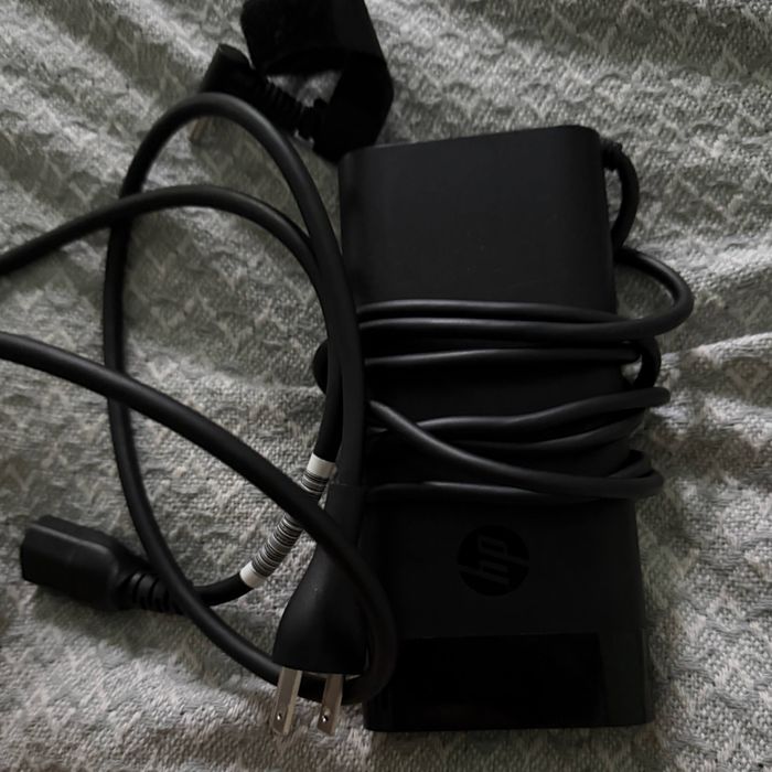 HP Victus 15–Мощный Игровой (i5-13 Gen / RTX 4050 / 1TB)