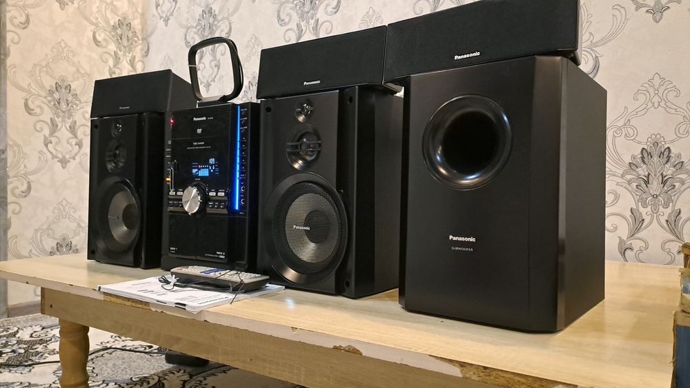 Muzikalniy sentr 6300 watt sotiladi