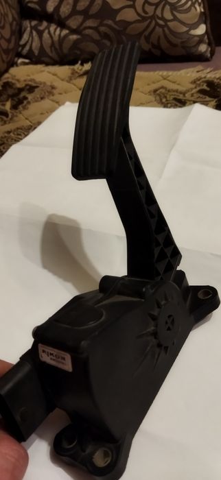 Продам педаль газа  Е-газ.